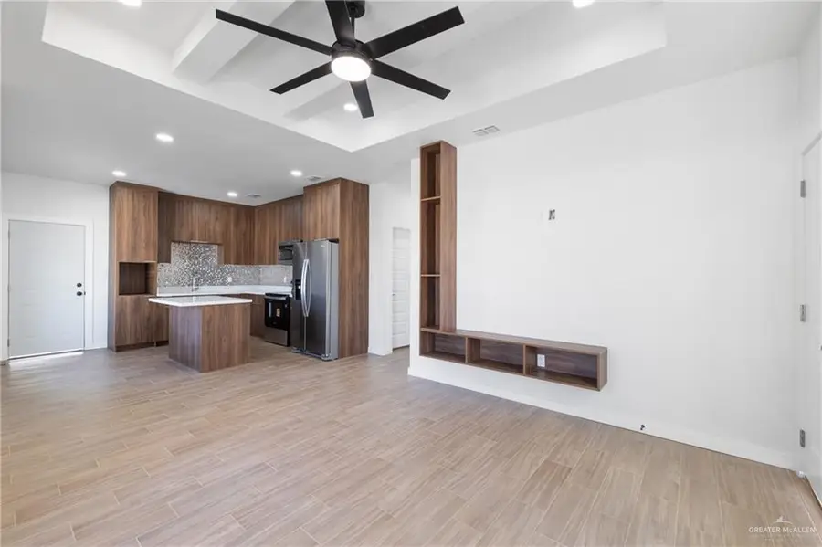 2900 Gabriel Street #4, Mission, TX 78574 - Image #2