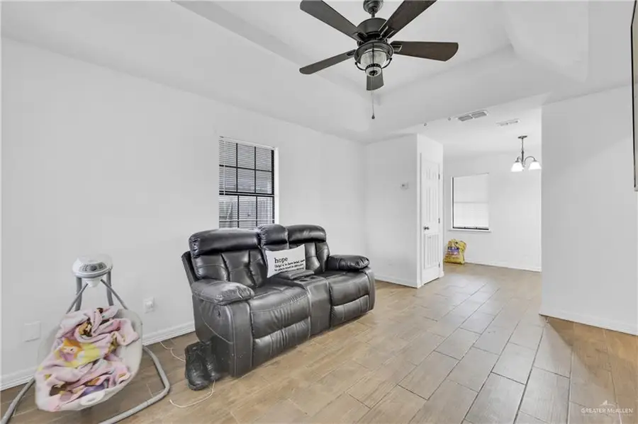 1300 Kika De La Garza Street, Edcouch, TX 78538 - Image #3