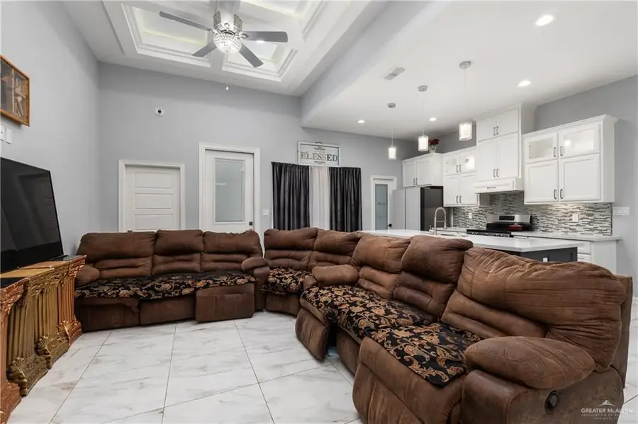 309 Frankie Avenue, Donna, TX 78537 - Image #2