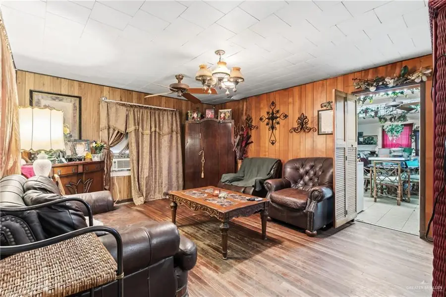 128 Maerose Avenue, Mercedes, TX 78570 - Image #2