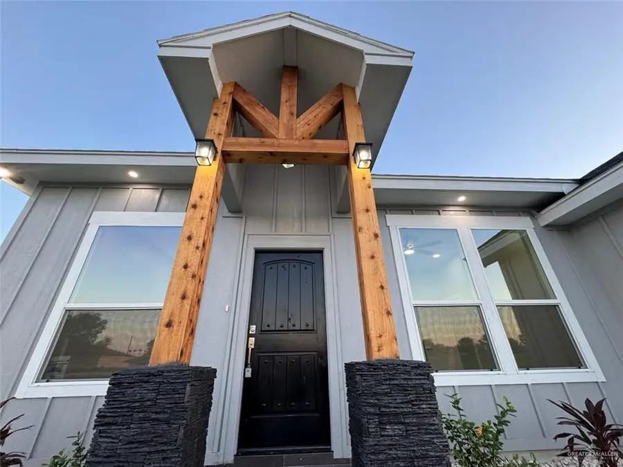 117 Lenon Avenue, Edcouch, TX 78538 - Image #2