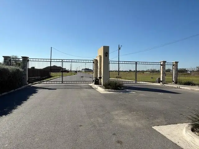 2736 Awesome Avenue, Alamo, TX 78516 - #1