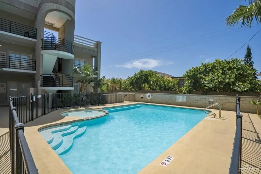 125 E Georgia Ruth Drive #B202, South Padre Island, TX 78597 - Image #3