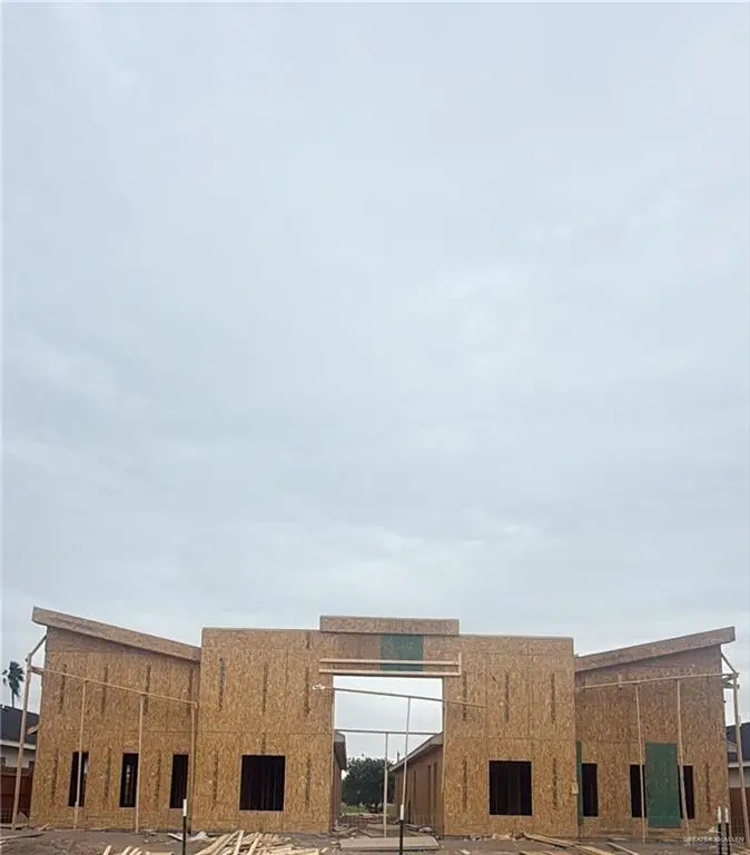 408 N Alexandrite Avenue, Edinburg, TX 78541 - Image #2