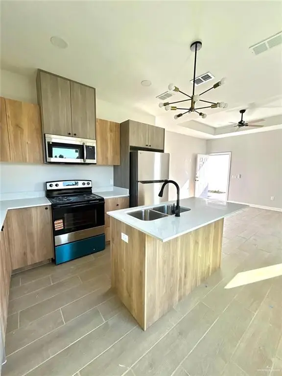 2405-2509 S Hilltop Avenue, Edinburg, TX 78542 - Image #2