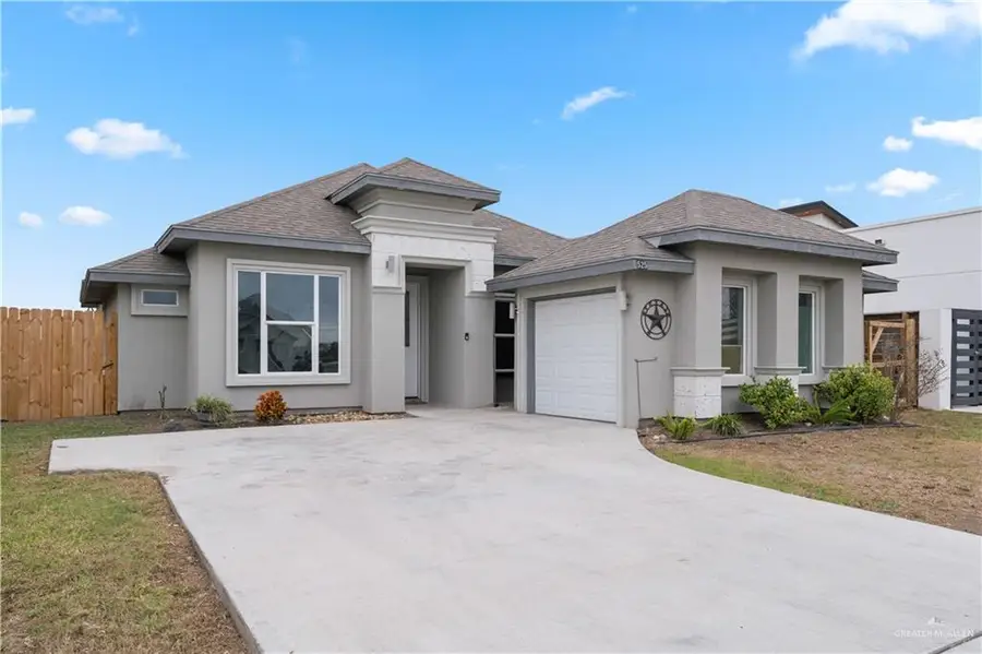 525 Pine Oak Street, Donna, TX 78537 - Image #2