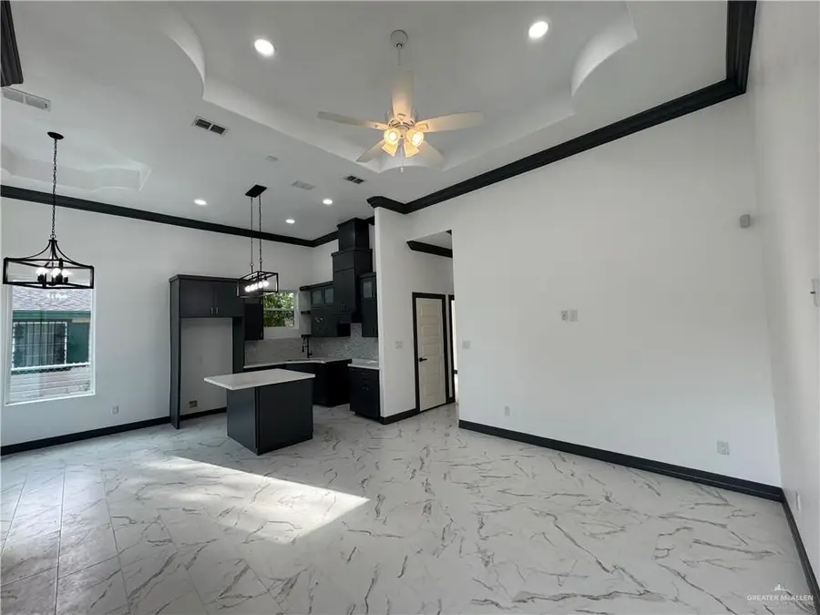 513 E Hawk Avenue, Pharr, TX 78577 - Image #3