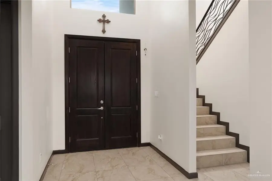 2615 S 43rd Lane, McAllen, TX 78503 - Image #2