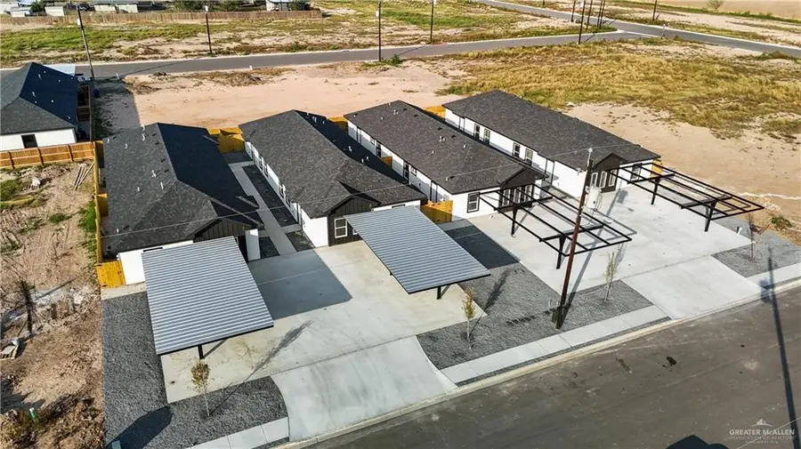 205 E Royal Palm Drive, Mercedes, TX 78570 - Image #2