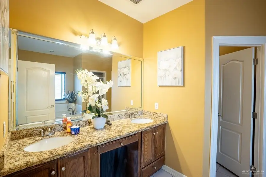 2312 Denton Creek Avenue, McAllen, TX 78504 - Image #3