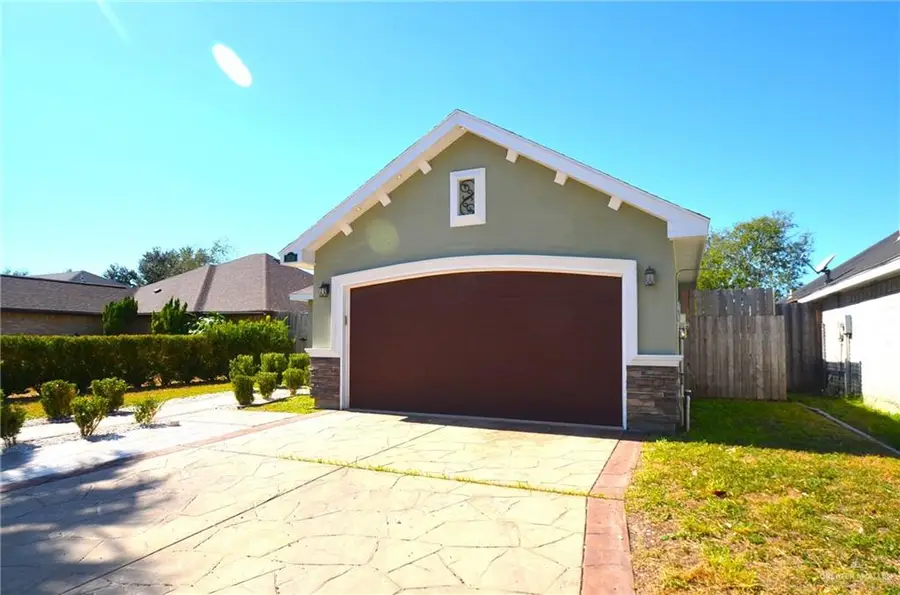 1616 Star Ruby Drive, San Juan, TX 78589 - Image #2