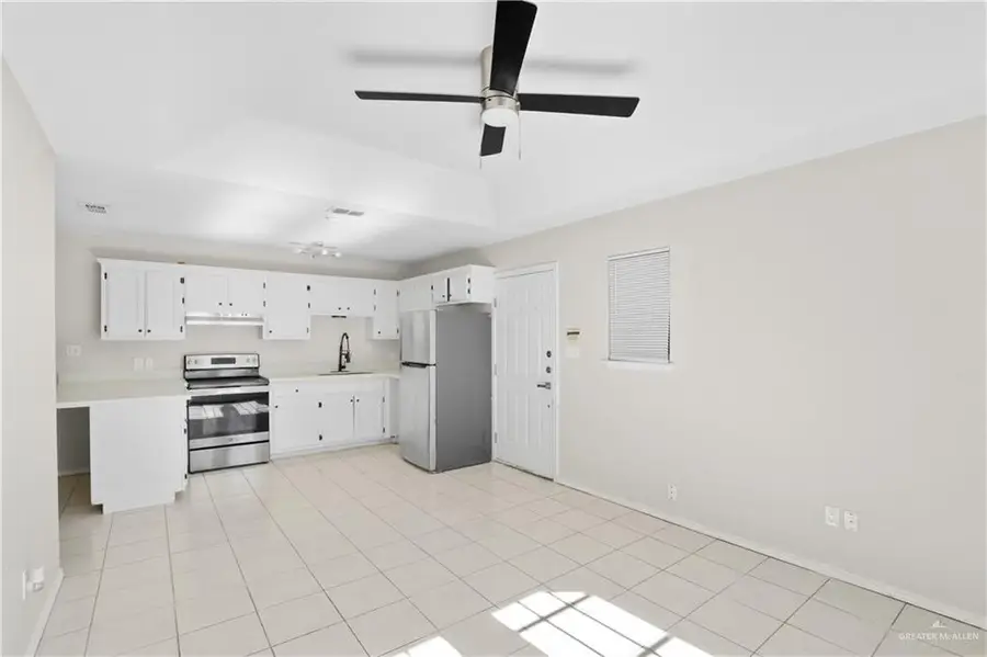 1802 Oasis Avenue #206, Mission, TX 78572 - Image #3