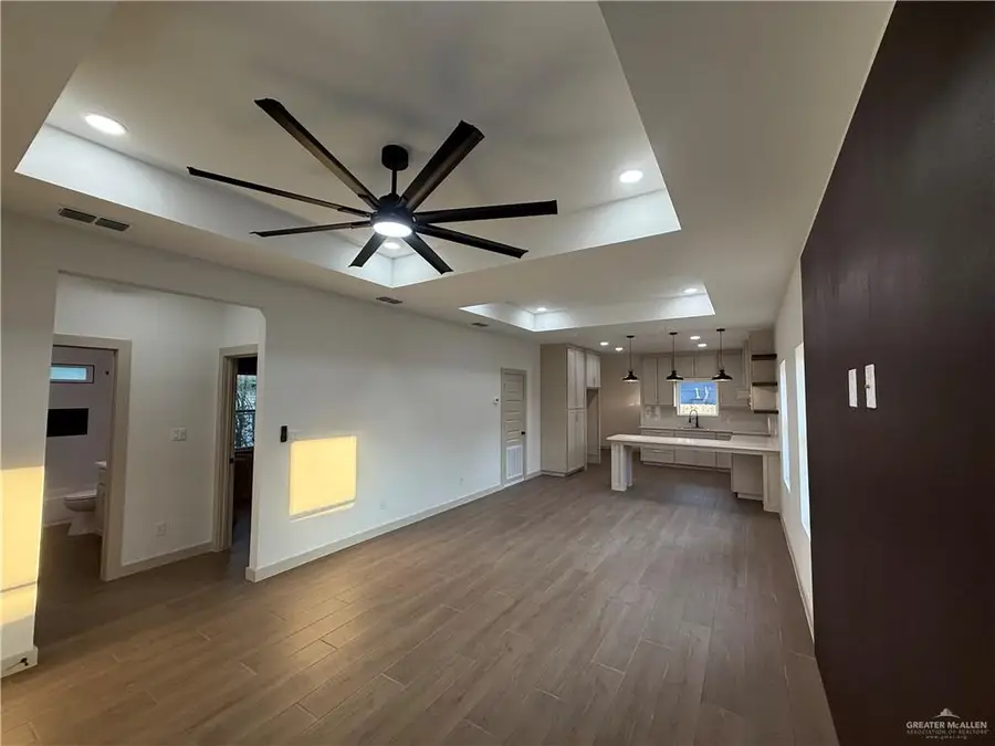 805 W Bowe Street, Pharr, TX 78577 - Image #3