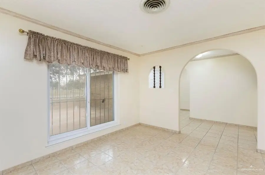 313 W Highland Avenue W, McAllen, TX 78501 - #3