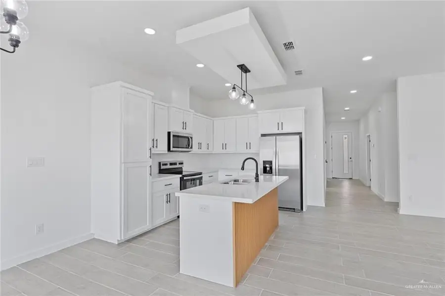 2217 N Gaytan Avenue, Edinburg, TX 78542 - Image #3