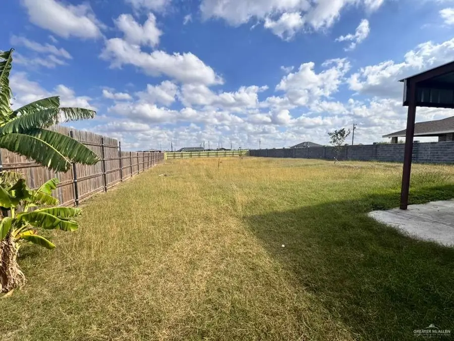 11408 Tres Maravillas Street, Donna, TX 78537 - Image #3