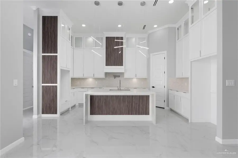 1505 Helen Drive, Weslaco, TX 78596 - Image #2