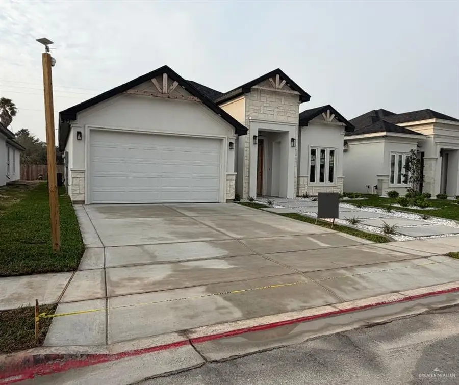 903 Azalea Street, Mission, TX 78573 - Image #2