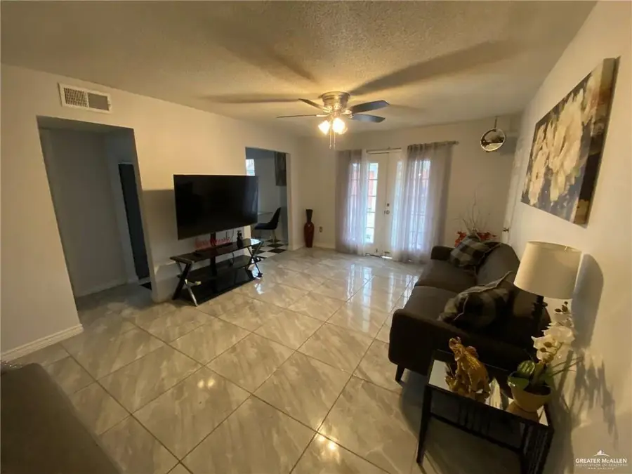 712 Toronto Avenue #6, McAllen, TX 78503 - Image #2