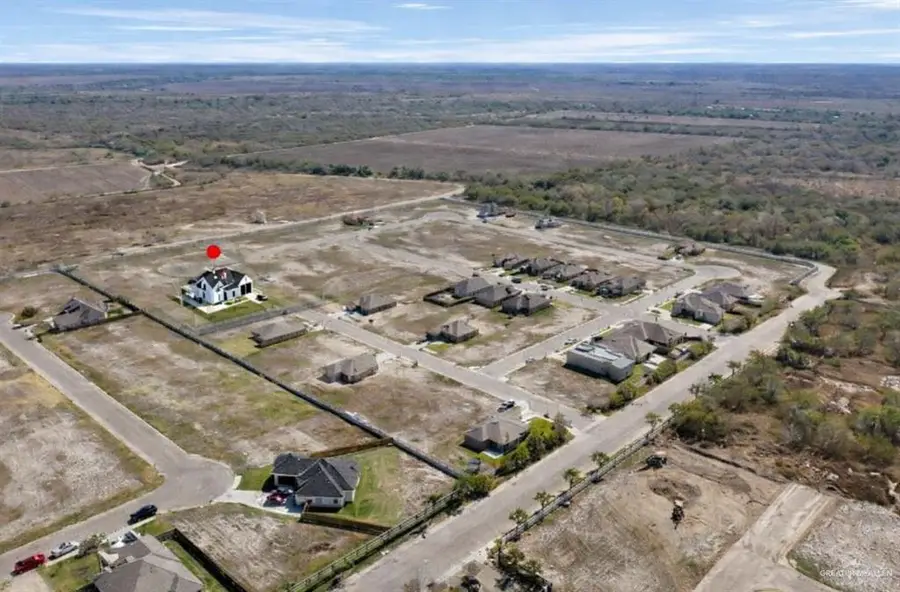 325 Dawn Street, Rio Grande City, TX 78582 - Image #2