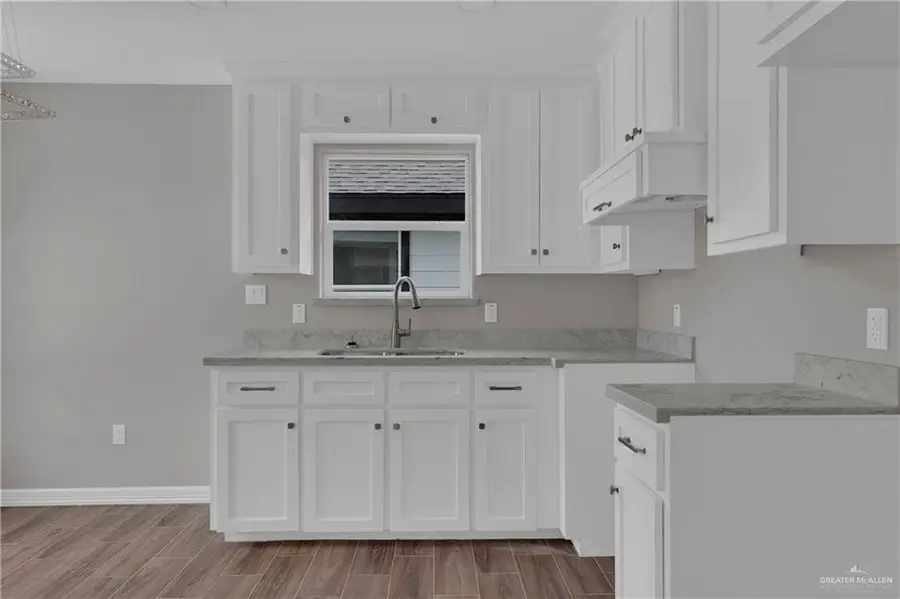 515 E Huisache Street, Weslaco, TX 78596 - Image #3