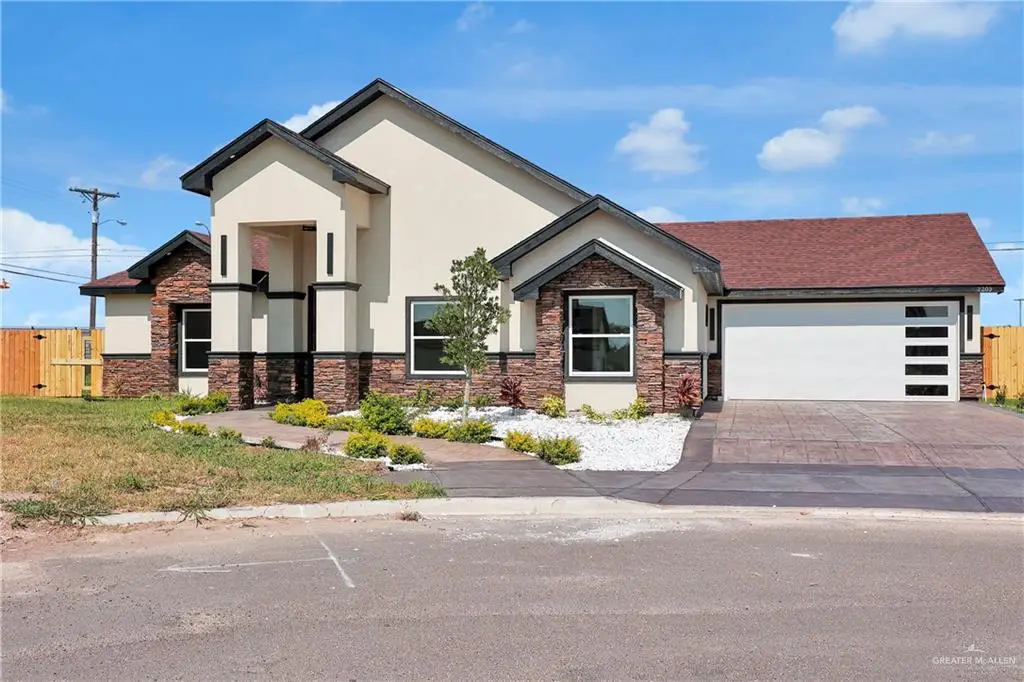 2209 N Gaytan Avenue, Edinburg, TX 78542 - Image #1