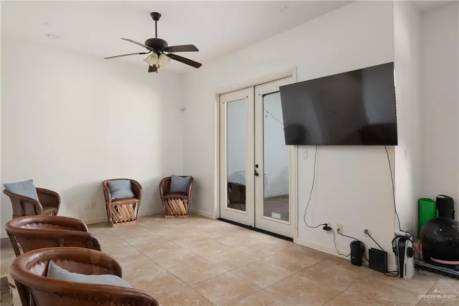 820 S 6th Street, McAllen, TX 78501 - Image #3