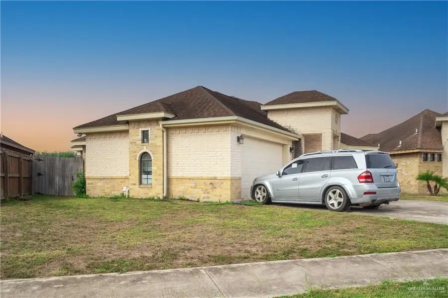 2416 S Hibiscus Street, Pharr, TX 78577 - Image #2