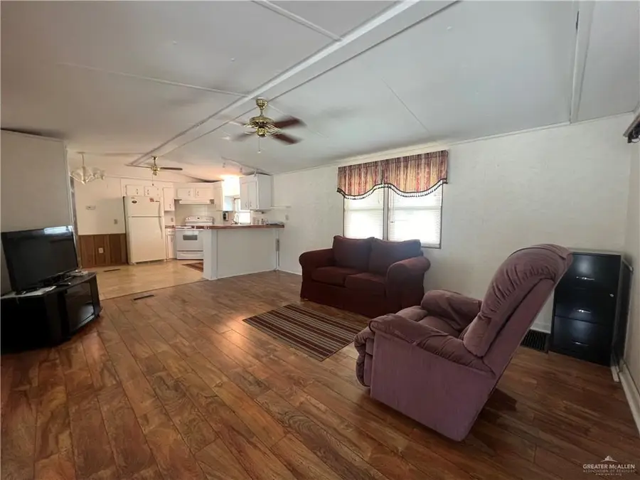 127 Yawn, Mission, TX 78572 - Image #3