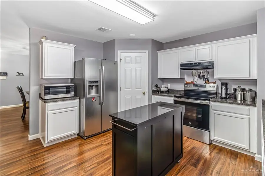 1320 Rio Comal Circle, San Juan, TX 78589 - Image #3