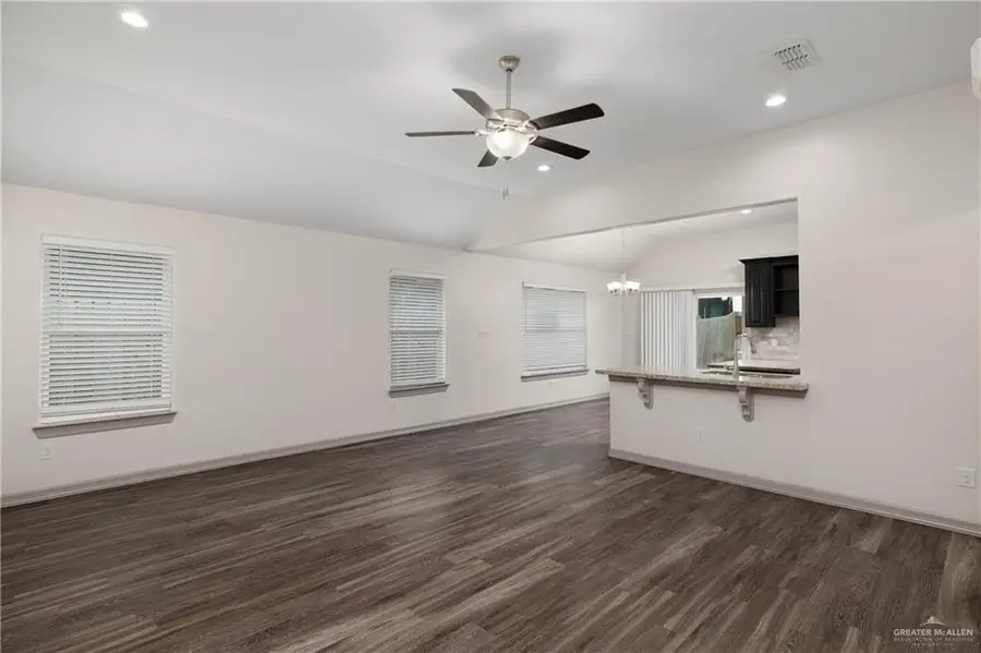 1607 Las Palmas Avenue, Hidalgo, TX 78557 - Image #3