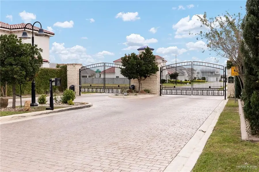 2809 W Duke Drive, Edinburg, TX 78539 - Image #2