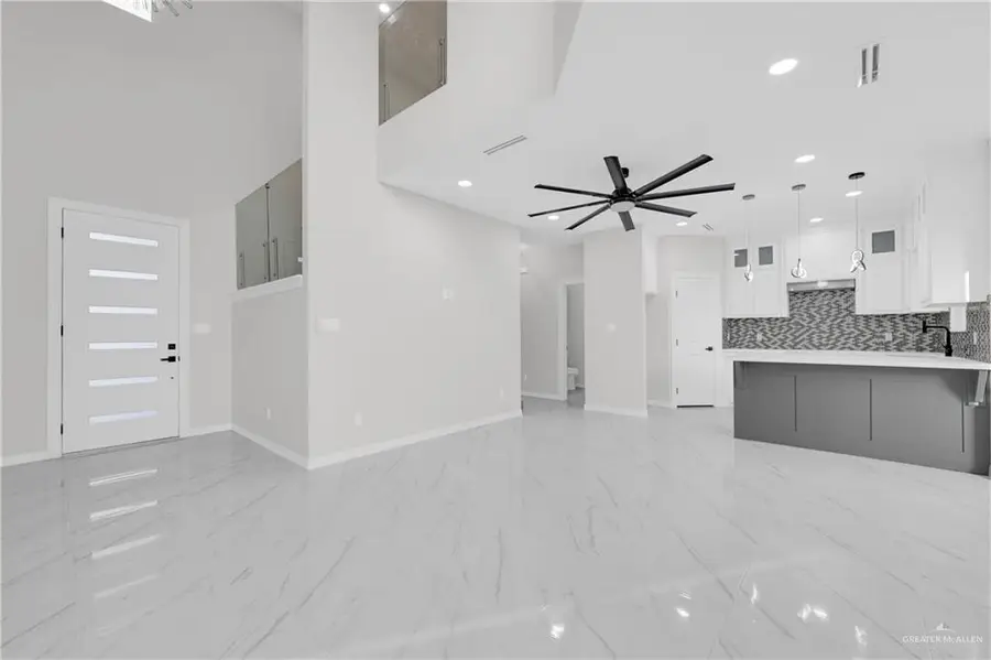 1834 Sunset Drive, Mission, TX 78572 - #3