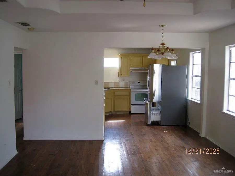 611 San Benito Street, Weslaco, TX 78596 - Image #3