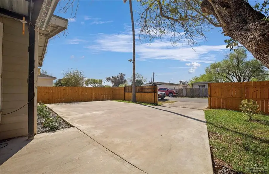 204 Lovely Way Avenue, Pharr, TX 78577 - Image #3