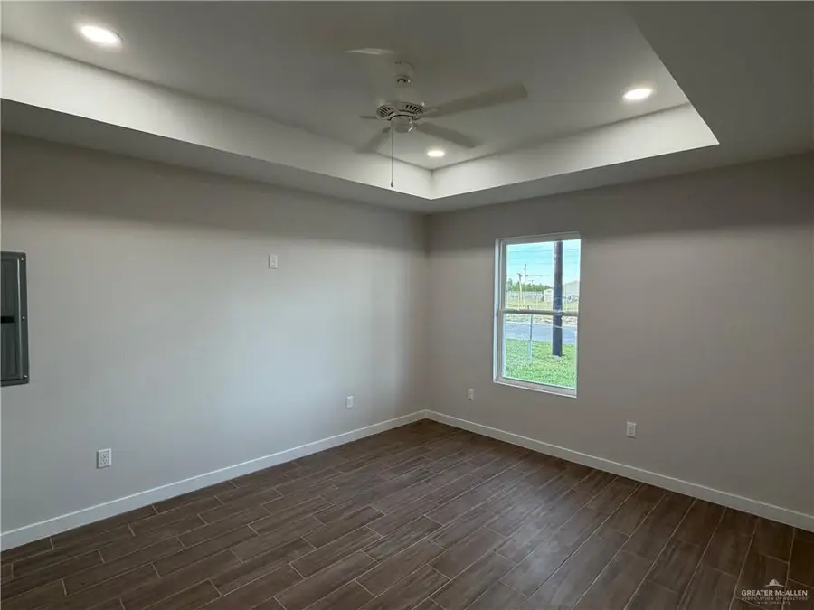 337 Barcelona Street, Donna, TX 78537 - Image #2