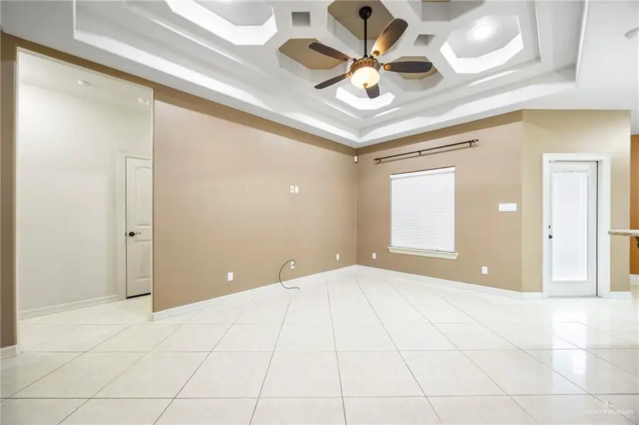 3705 Thunderbird Avenue, McAllen, TX 78504 - Image #3