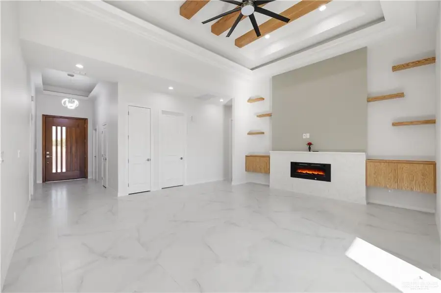 8006 N 48th Lane, McAllen, TX 78504 - Image #2