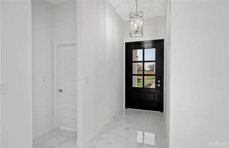 3121 E Kennedy Avenue, Alton, TX 78573 - #3