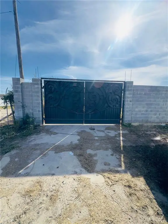 405 N 3rd Street, Hidalgo, TX 78557 - Image #2