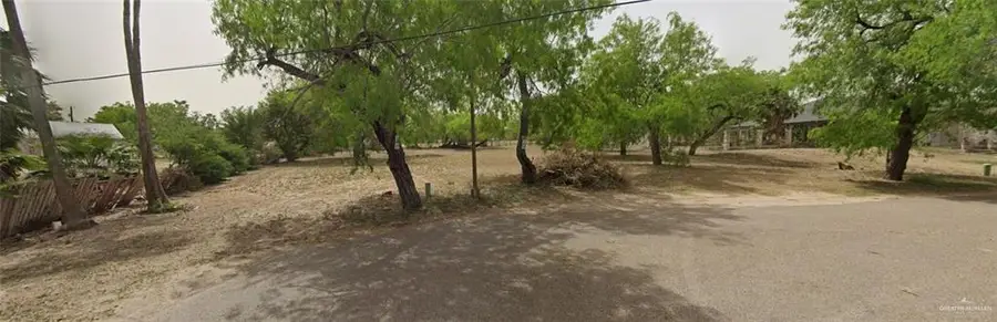 972 S Kika De La Garza Boulevard, La Joya, TX 78560 - Image #2