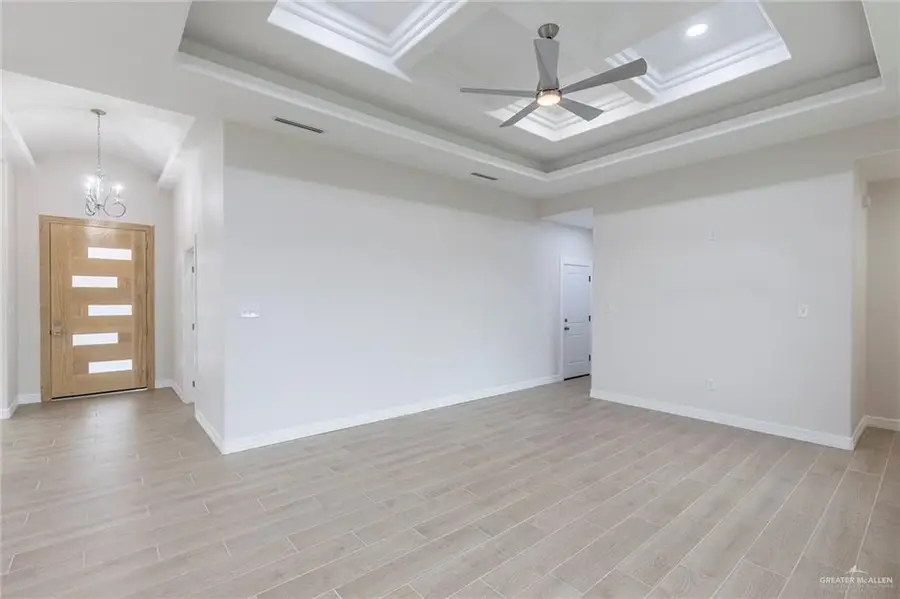 2405 Northgate Lane, McAllen, TX 78504 - Image #2