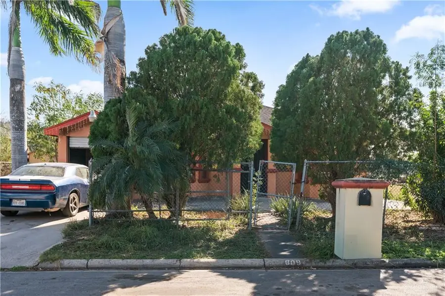 609 W Albatross Avenue, Pharr, TX 78577 - Image #2