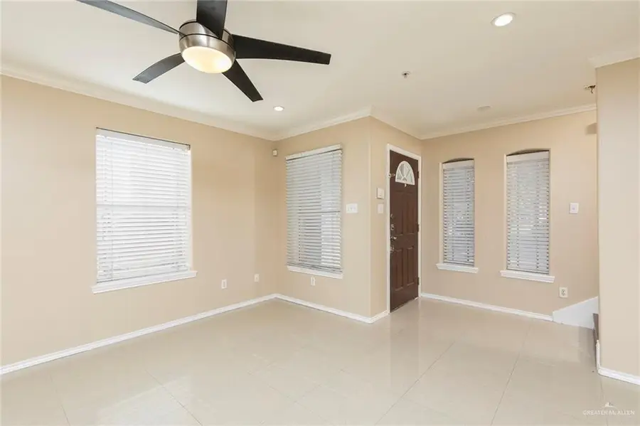 103 S 48th Lane #4, McAllen, TX 78501 - Image #2