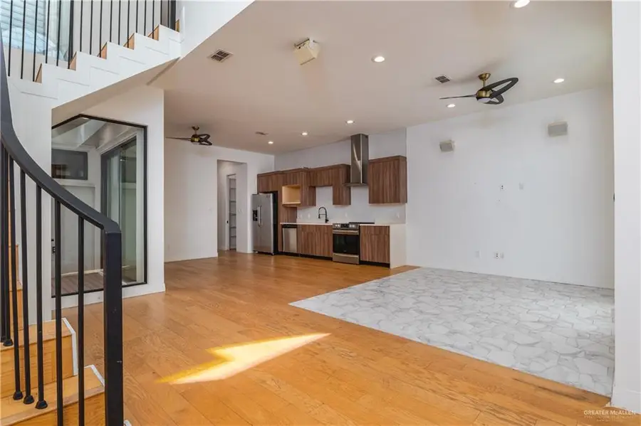 915 Santa Lucia Drive, Mission, TX 78572 - Image #3