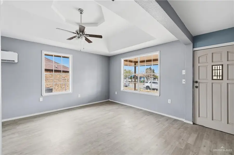 521 E Sherrye Lane, Pharr, TX 78577 - Image #2