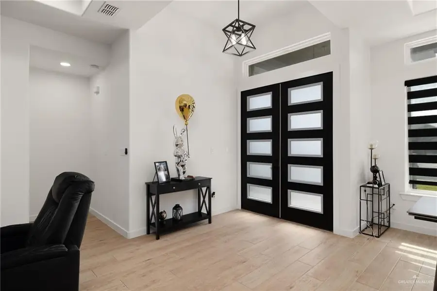 9836 Heights N, Harlingen, TX 78552 - #2