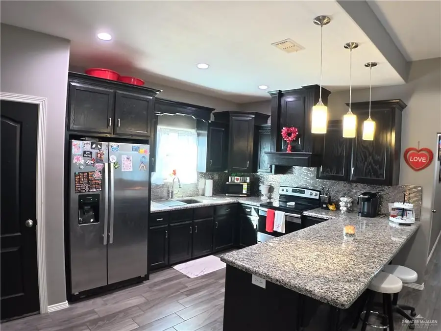 321 Gladiola Drive, Elsa, TX 78543 - #3