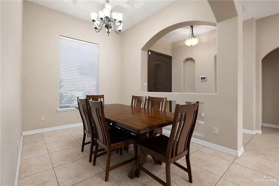 719 W Paisano Lane, Weslaco, TX 78599 - #2