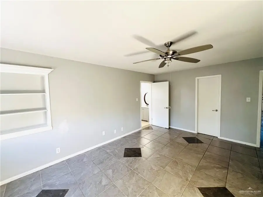 817 Marinel Lane, Mission, TX 78572 - Image #2